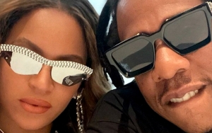 Beyonce Packs on the PDA With Jay-Z During Romantic Basketball Date Night in New York City