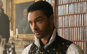 Rege-Jean Page Overwhelmed With Awkwardness When Watching 'Bridgerton' Sex Scenes