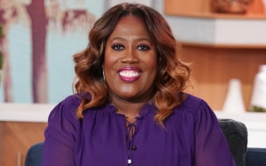 Big Cockroach Crawls Behind Sheryl Underwood on 'The Talk', Fans Freak Out