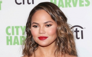 Chrissy Teigen All Smiles During Italian Getaway With Family Amid Bullying Controversy