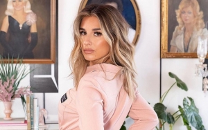Jessie James Cries as She Discovers Online Thread Dedicated to Fat-Shaming Her 