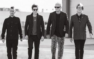 The Offspring Kick Out Drummer for Refusing to Get Covid Vaccine