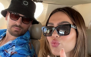 Amelia Hamlin Shows Off Diamond 'Lord' Necklace in Honor of BF Scott Disick