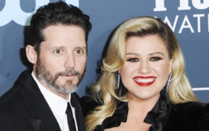 Kelly Clarkson's Ex-Husband Brandon Blackstock 'Extremely Jealous of Her Success' Ahead of Split