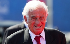 'Breathless' Star Jean-Paul Belmondo Dies at 88