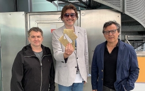 Manic Street Preachers Score No. 1 Album in U.K. for First Time in 23 Years