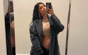 Kylie Jenner Sparks Baby Gender Speculation With New Instagram Photo