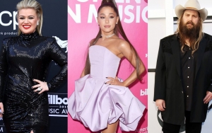 Kelly Clarkson Gets to Duet With Ariana Grande and Chris Stapleton in New Christmas Album