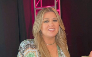 Kelly Clarkson Pokes Fun at Post-'American Idol' Movie