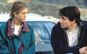 Jake Gyllenhaal Gets Candid About Filming Awkward Love Scenes With Jennifer Aniston