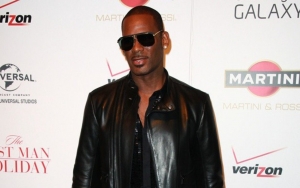 R. Kelly to Be Back in Court for Chicago Sex Crimes Trial in Summer 2022