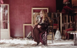 Adele Tops Billboard Hot 100 for Third Week With 'Easy on Me'