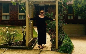 Adele Accused of Stealing an Independent Artist's Style for New Album '30'