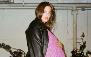 Ashley Graham Proudly Flaunts 'Tree of Life' Stretch Marks in Nude Photo