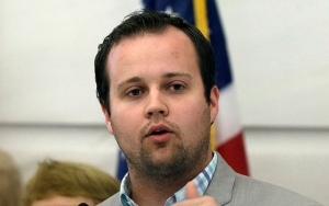 Josh Duggar Allegedly Molested His Young Sisters During Bible Time