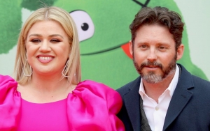 Kelly Clarkson Doesn't Regret Brandon Blackstock Split, Jokingly Calls Herself 'Red Flag' Collector