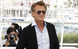 Sean Penn Dragged Online After Saying That Men Wearing Skirts Have 'Cowardly Genes'
