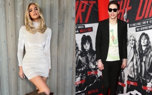 Khloe Kardashian Gushes Over 'Sweetest' Pete Davidson After Getting Valentine's Day Flowers