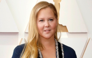 Amy Schumer Cancels Performance at 'Netflix Is a Joke' Festival After Testing Positive for COVID-19