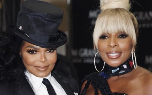 Janet Jackson and Mary J. Blige Fangirl Over Each Other at BBMA After the Latter Receives Icon Award