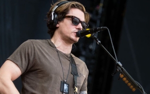 John Mayer Scraps New York Gig After His Dad Had 'Medical Emergency'