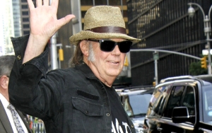 Neil Young Won't Perform at Farm Aid as He Thinks It's Not 'Safe' Amid COVID-19 Pandemic