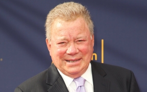 William Shatner Thanks B and T Fruit Stand Owner for Returning His Lost Wallet