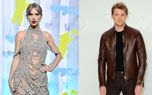 Taylor Swift Seen Holding Hands With Boyfriend Joe Alwyn at MTV VMAs After-Party
