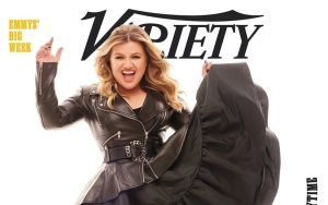 Kelly Clarkson Recalls Saying No When She's Told She's Up Against 'Naked People'