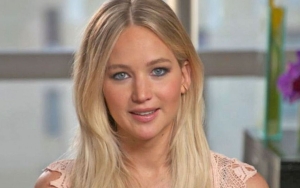 Jennifer Lawrence 'in Bed by Nine' After First Red Carpet Appearance Since Becoming Mother