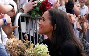 Meghan Markle Accused of Being Rude to Royal Aides Over Flowers - See the Video 