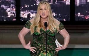 Jennifer Coolidge Trends After Dancing While Being Cut Off From 2022 Emmys Acceptance Speech