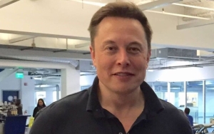 Elon Musk Admits Fears of 'Non-Trivial Chance of Dying' Over Mission to Colonize Mars