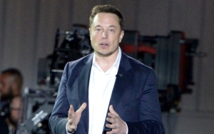 Elon Musk Calls Himself 'Masochist' While Addressing His Antics on Twitter