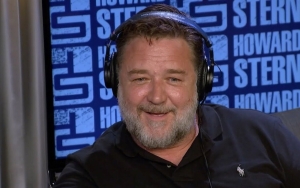 Russell Crowe Denies Eloping With Britney Theriot