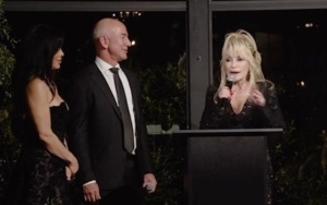Dolly Parton Receives $100 Million From Jeff Bezos, Promises to Use It to 'Do Good Things'