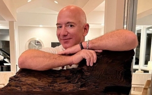 Jeff Bezos Committed to Donating Majority of His $124 Wealth 