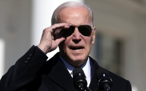 President Biden Gives Major Cringe TV Moment While Calling Into Macy's Thanksgiving Parade 