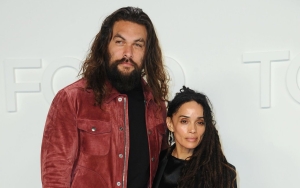 Jason Momoa Helps Ex Lisa Bonet Prepare for Christmas Despite Split