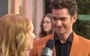 Andrew Garfield Gets Flirty in Viral Golden Globes Interview 
