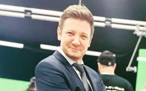 Jeremy Renner's Chest Needs to Be Reconstructed in Surgery After Near-Fatal Snowplough Accident
