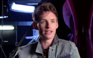 Eddie Redmayne Opens Up on Ditching His Wedding Ring