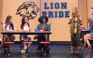 'Mean Girls' Musical Movie to Feature 'Reinvented' Songs for Younger Audience