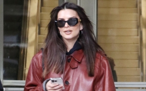 Emily Ratajkowski Keeps Her Wedding Ring Despite Sebastian Bear-McClard Divorce