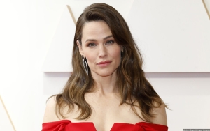 Jennifer Garner and Beau John C. Miller Avoid Public Eye With Dates Outside LA