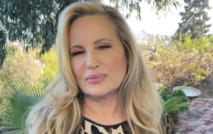 Jennifer Coolidge Receives Hasty Pudding From Harvard, Says Her Sufferings Were 'All Worth It'