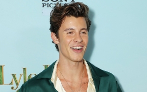 Shirtless Shawn Mendes Spotted Hiking With His Rumored Chiropractor GF