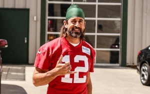 Aaron Rodgers Leaves Oregon Facility as He Ends Darkness Retreat Early