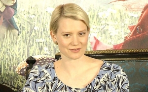 Mia Wasikowska Abandons Hollywood Because She Hates the Lifestyle 