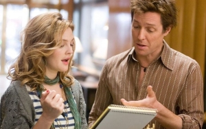 Hugh Grant Mocks Drew Barrymore's Singing Skills: 'I've Heard Dogs Bark Better'